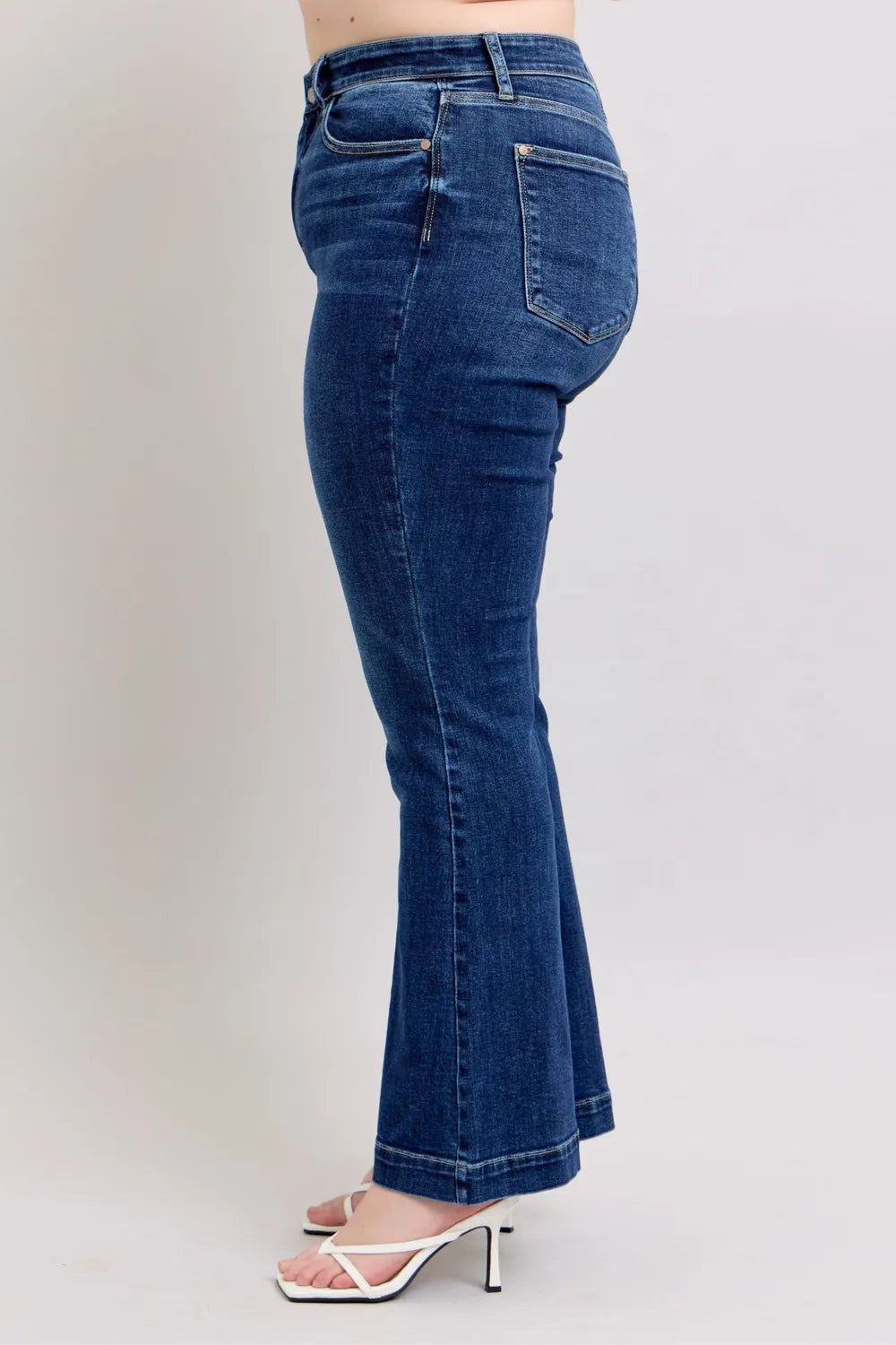 Signature High Rise Flare Jeans