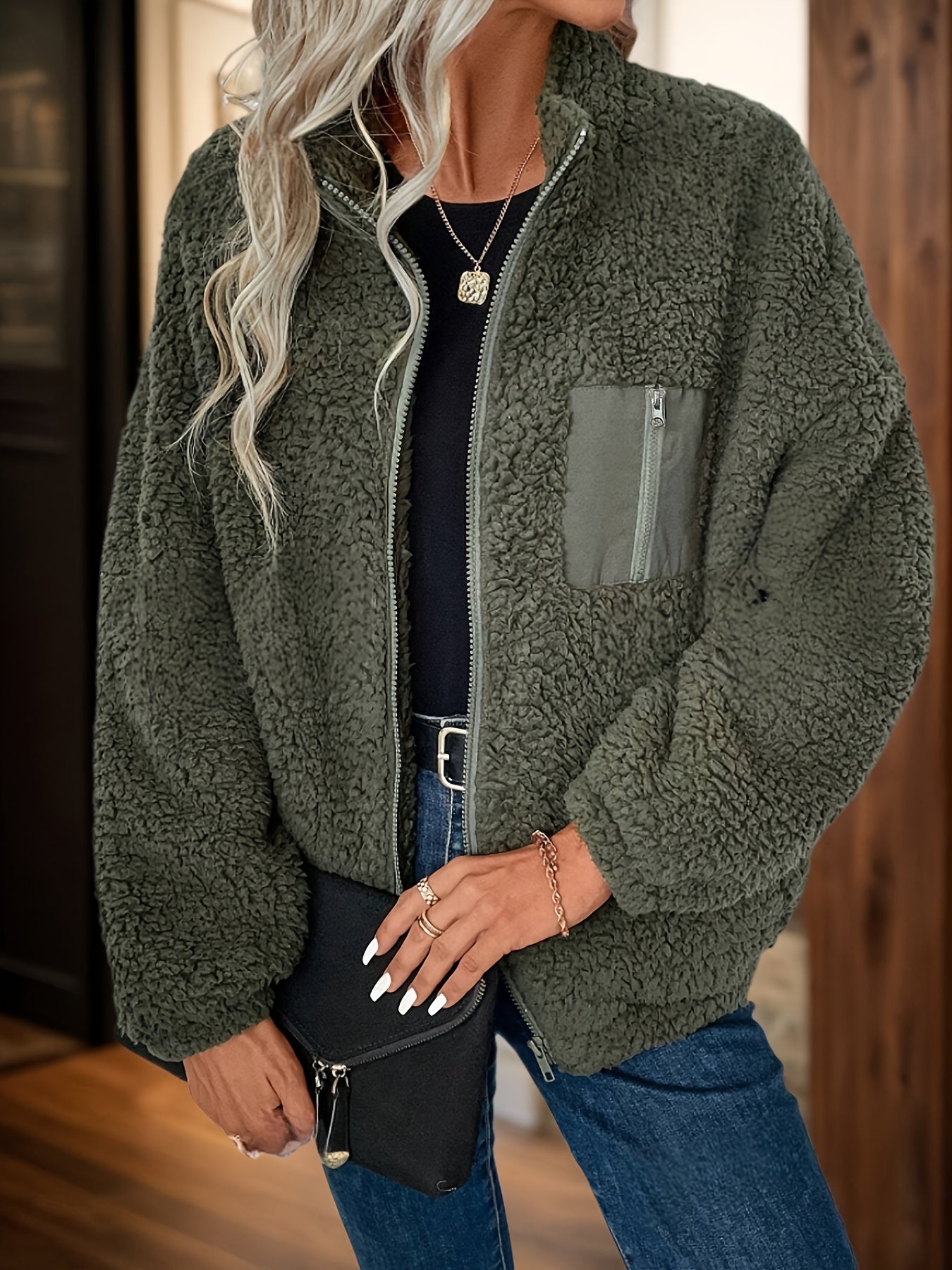 Ava™ – Veste zippée en peluche olive