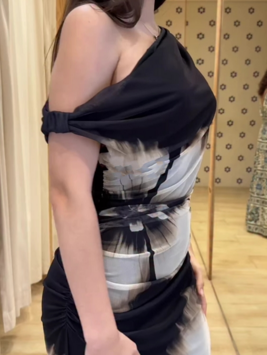Sexy one shoulder large print dress
