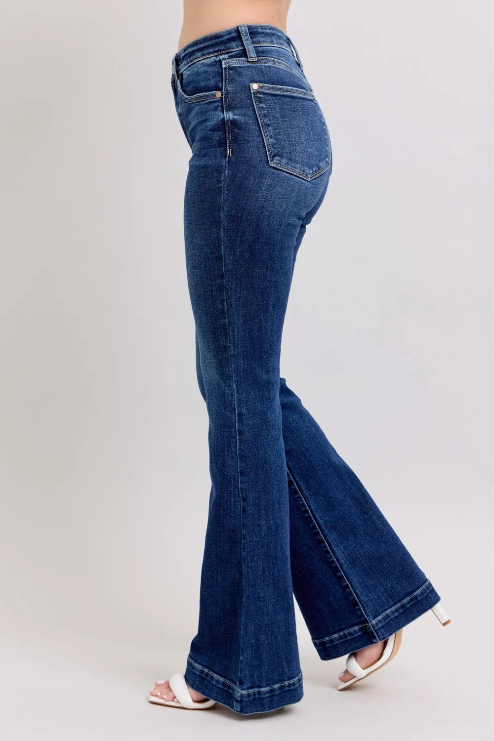 Signature High Rise Flare Jeans