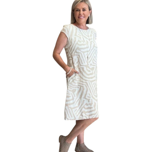 Nelia - dress with round neck and beautiful print White