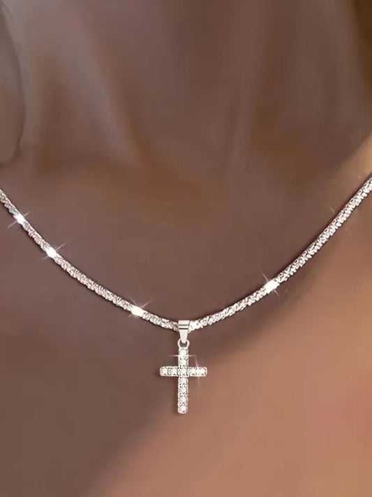 Elegant Sterling Silver Cross Pendant