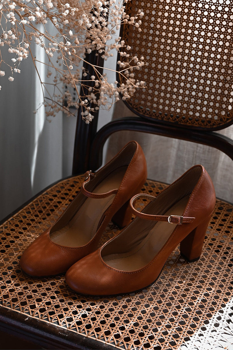 Josiane | Classic Strap Heels