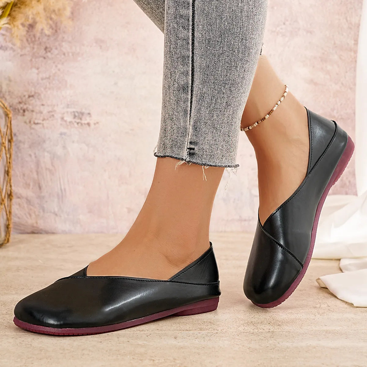 Women’s Round Toe Flats Slip-On Shoes – Comfortable Casual Ballet Loafers