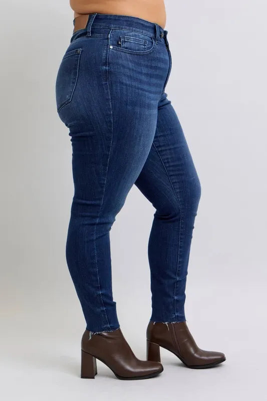 Plus Size Raw Hem Stretch Skinny Jeans
