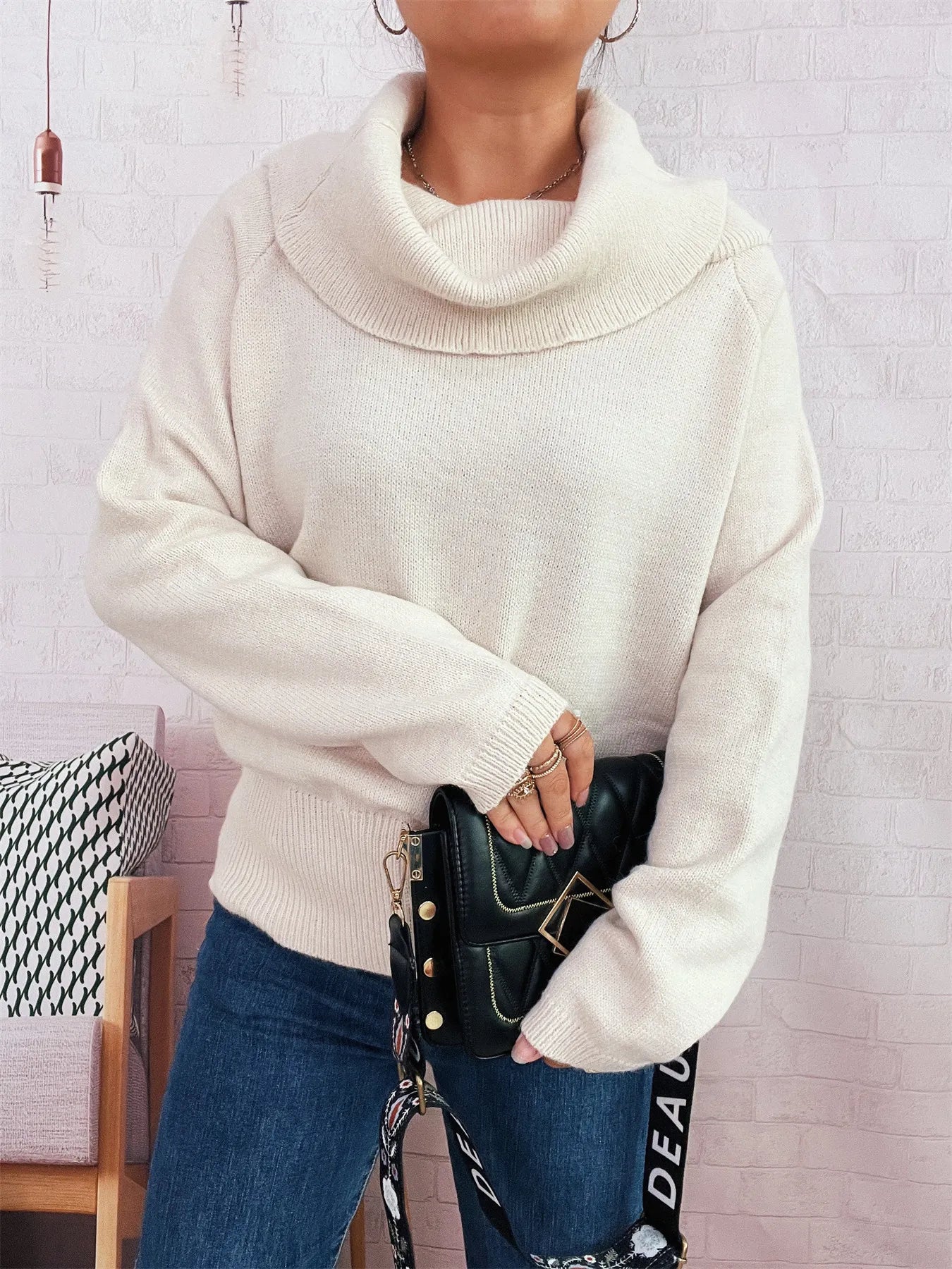 Women’s Striped Turtleneck Long Sleeve Sweater – Cozy Knit Pullover for Fall & Winter