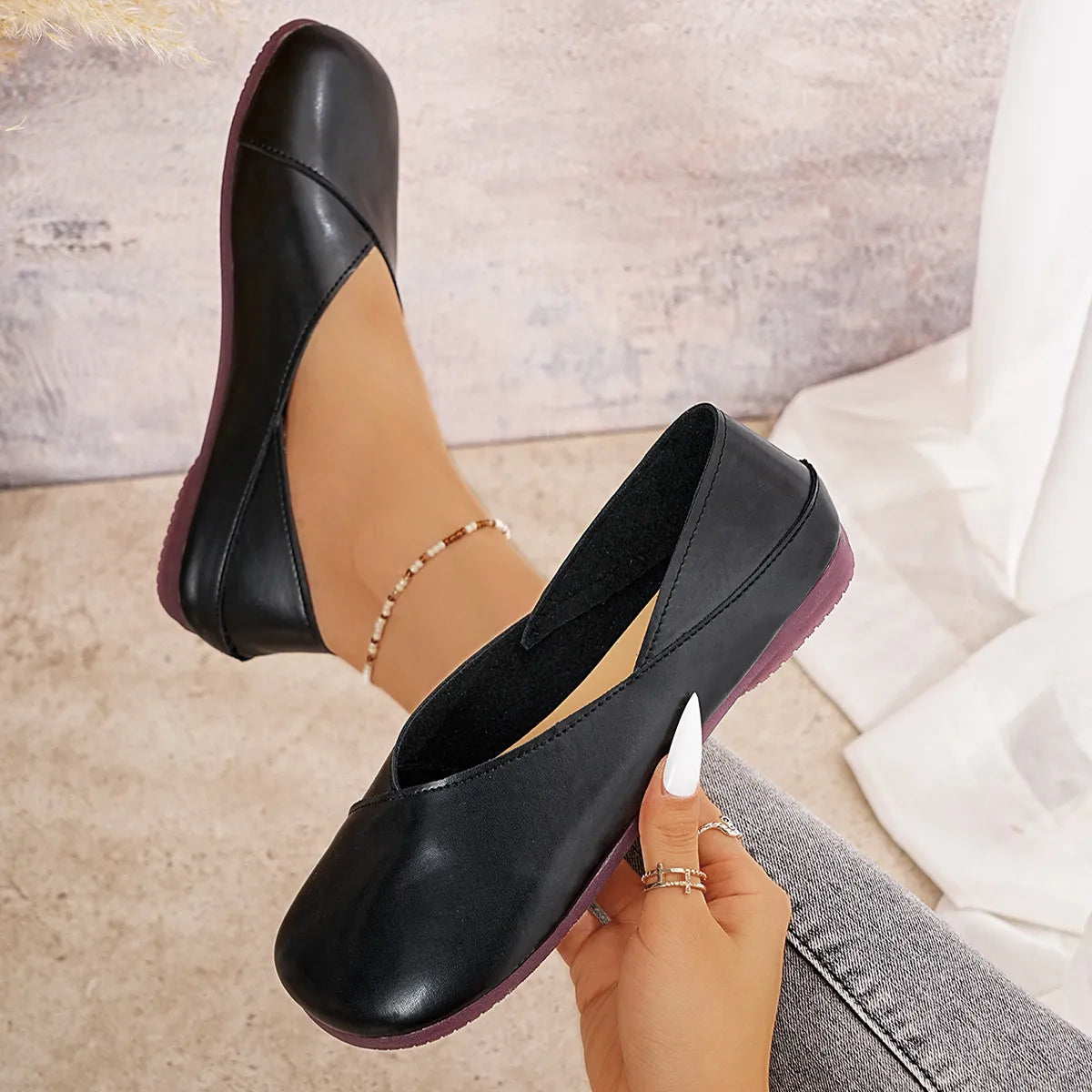 Women’s Round Toe Flats Slip-On Shoes – Comfortable Casual Ballet Loafers