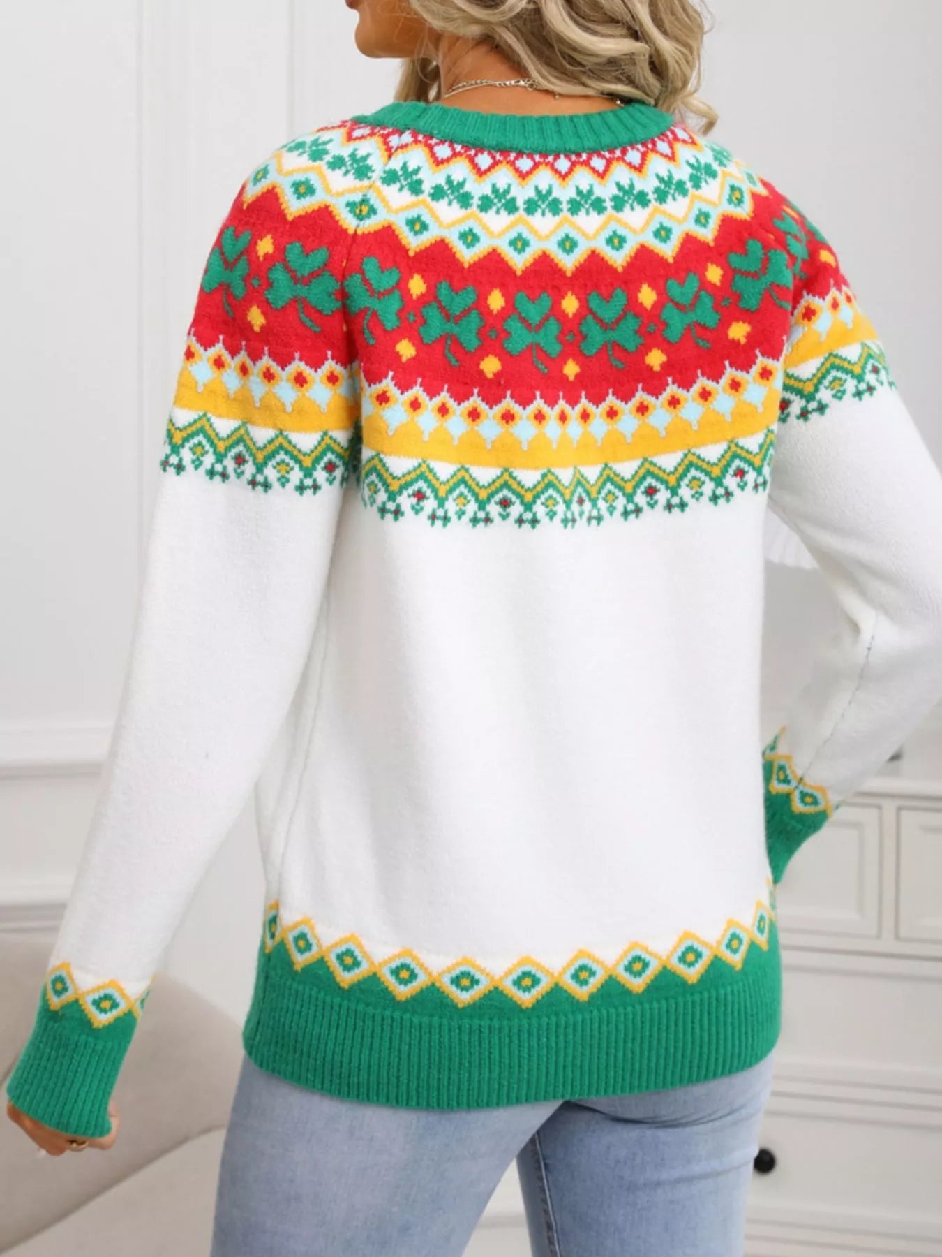 Clover Pattern Round Neck Knitted Sweater