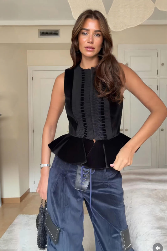 Retro Fashion Ruffled Sleeveless Vest