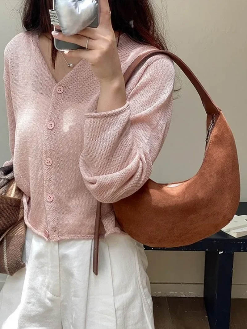 Lydia Halfmoon Tasche aus Wildlederimitat