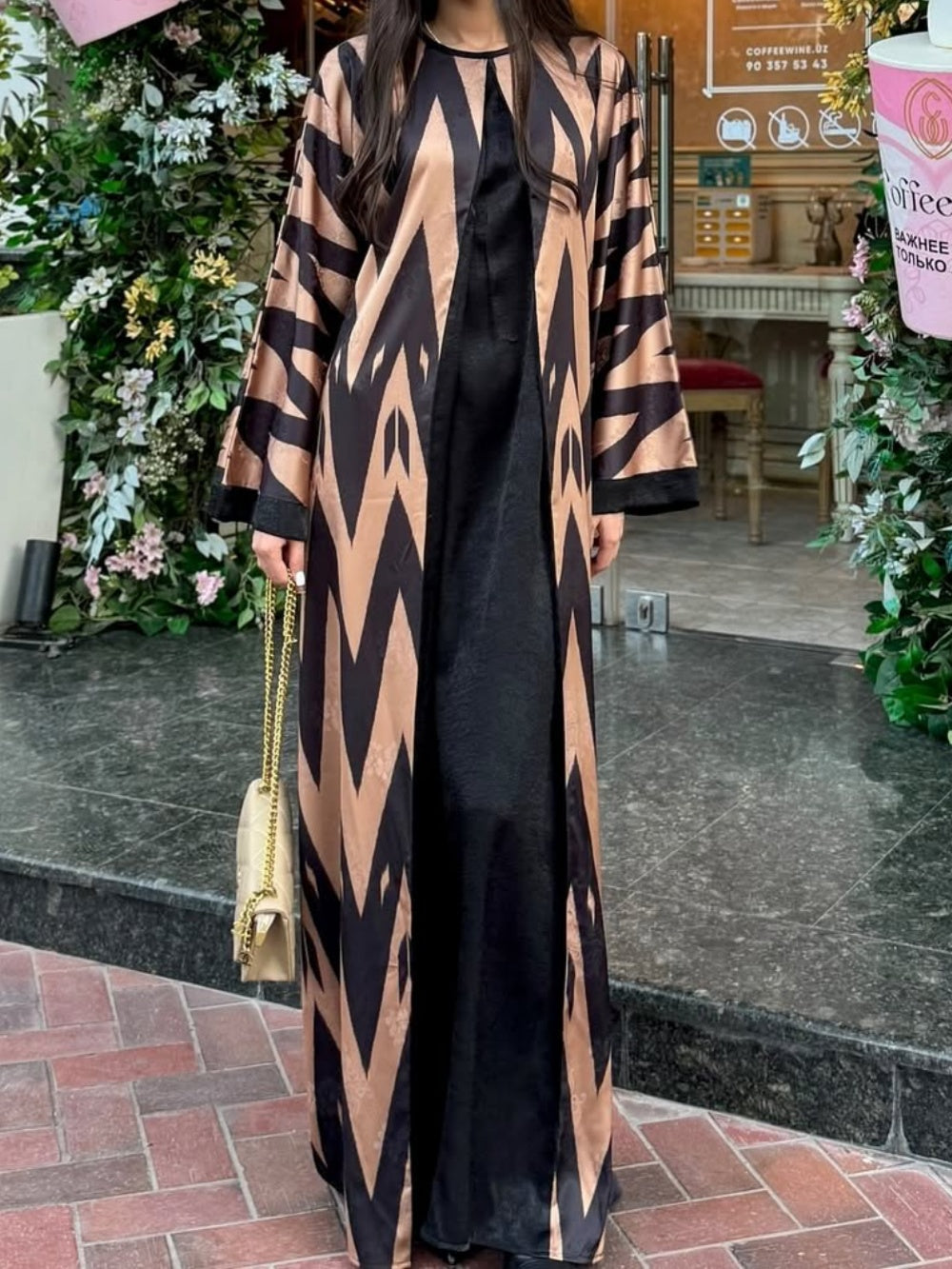 Rectangular Contrast Print Long Sleeve Dress