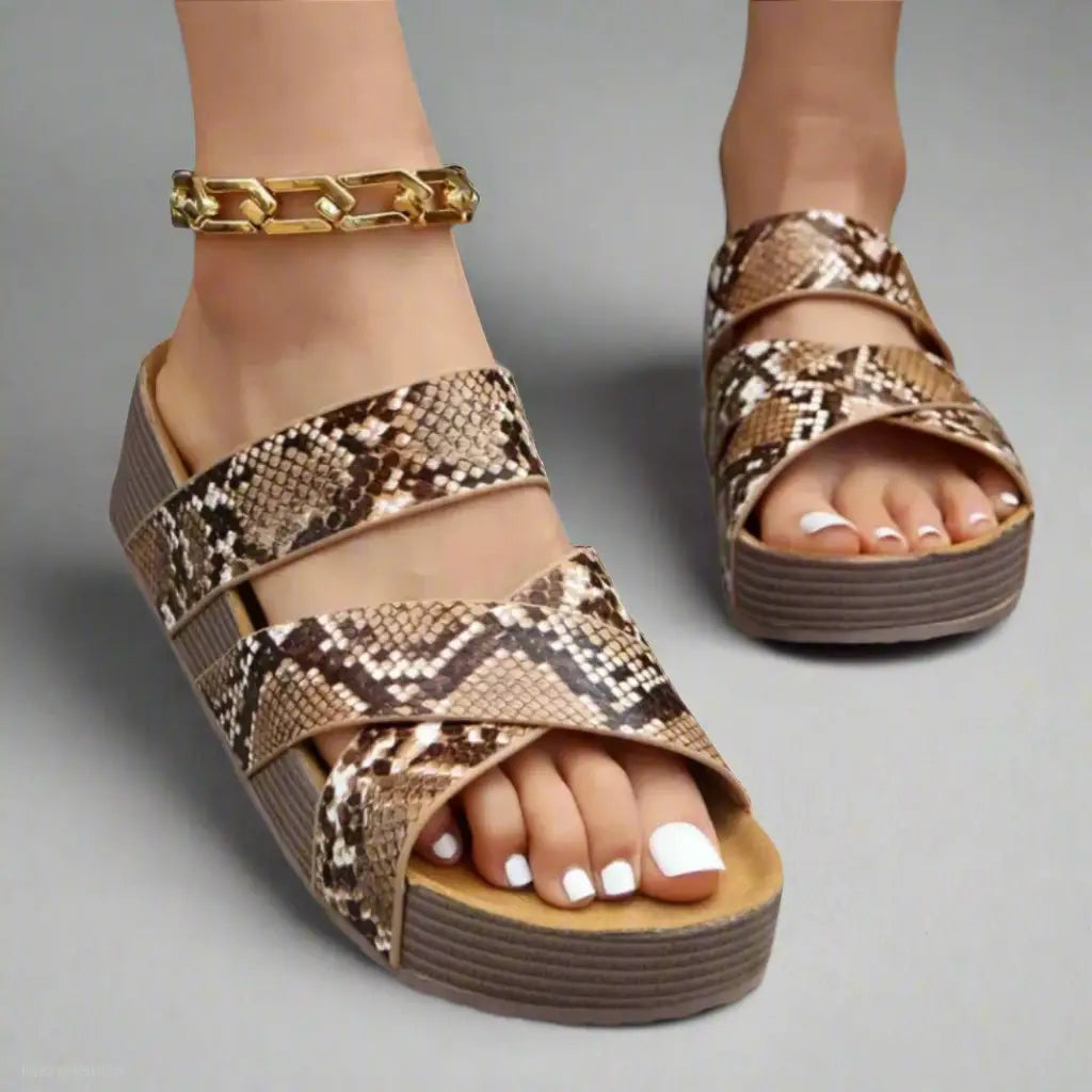 Comfyrange — Lightweight Casual Sandals With Comfortable Flexible Everyday Summer Design Beige