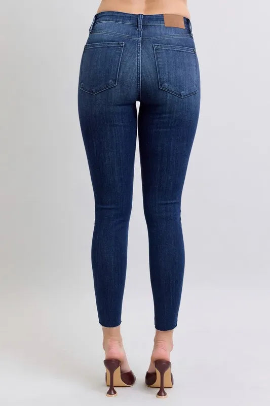 Plus Size Raw Hem Stretch Skinny Jeans