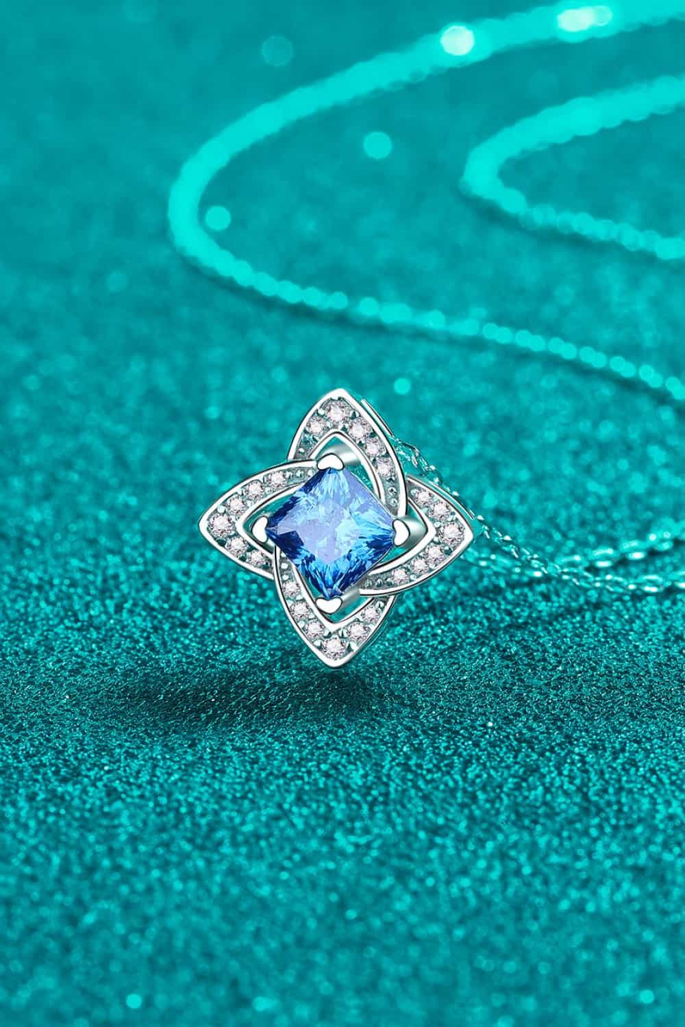 Dazzling Floral Moissanite Necklace – 1 Carat