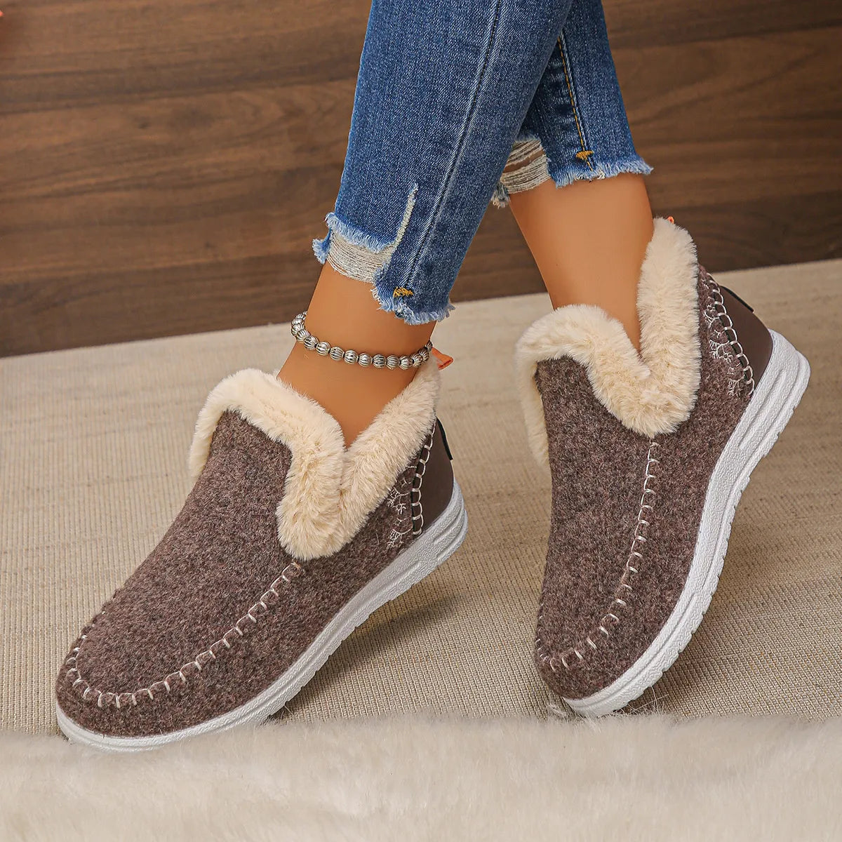 Round Toe Fleece-Lined Ankle Boots – Cozy Winter Boots for Women