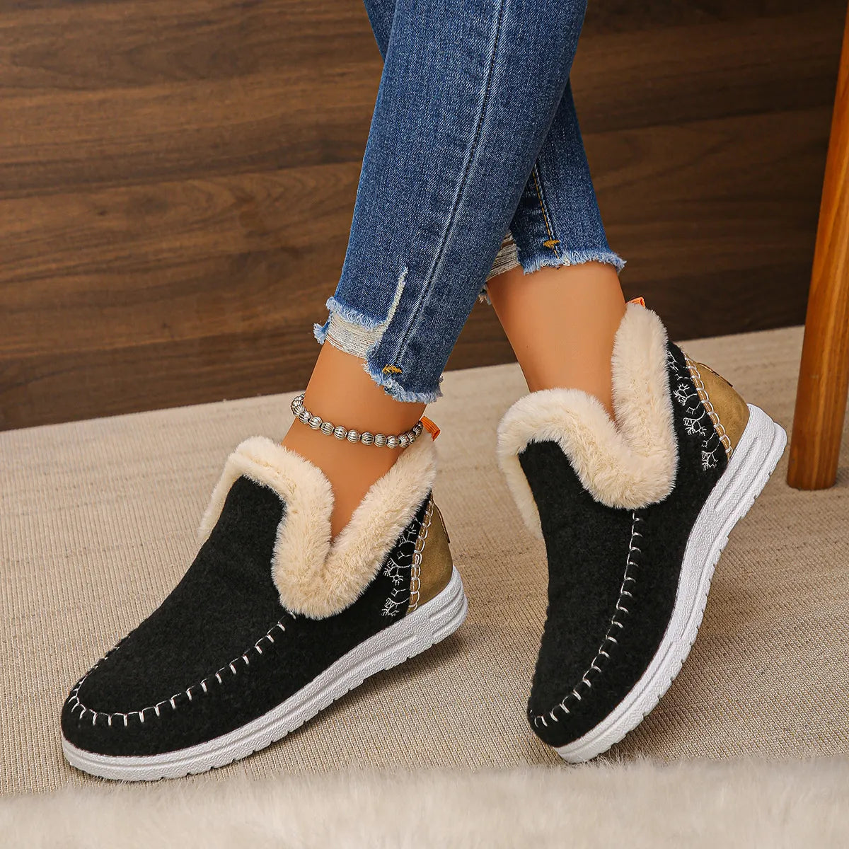 Round Toe Fleece-Lined Ankle Boots – Cozy Winter Boots for Women