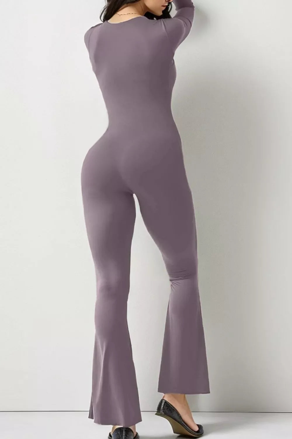 Versatile Square Neck Long Sleeve Jumpsuit – Chic Women’s One-Piece Outfit