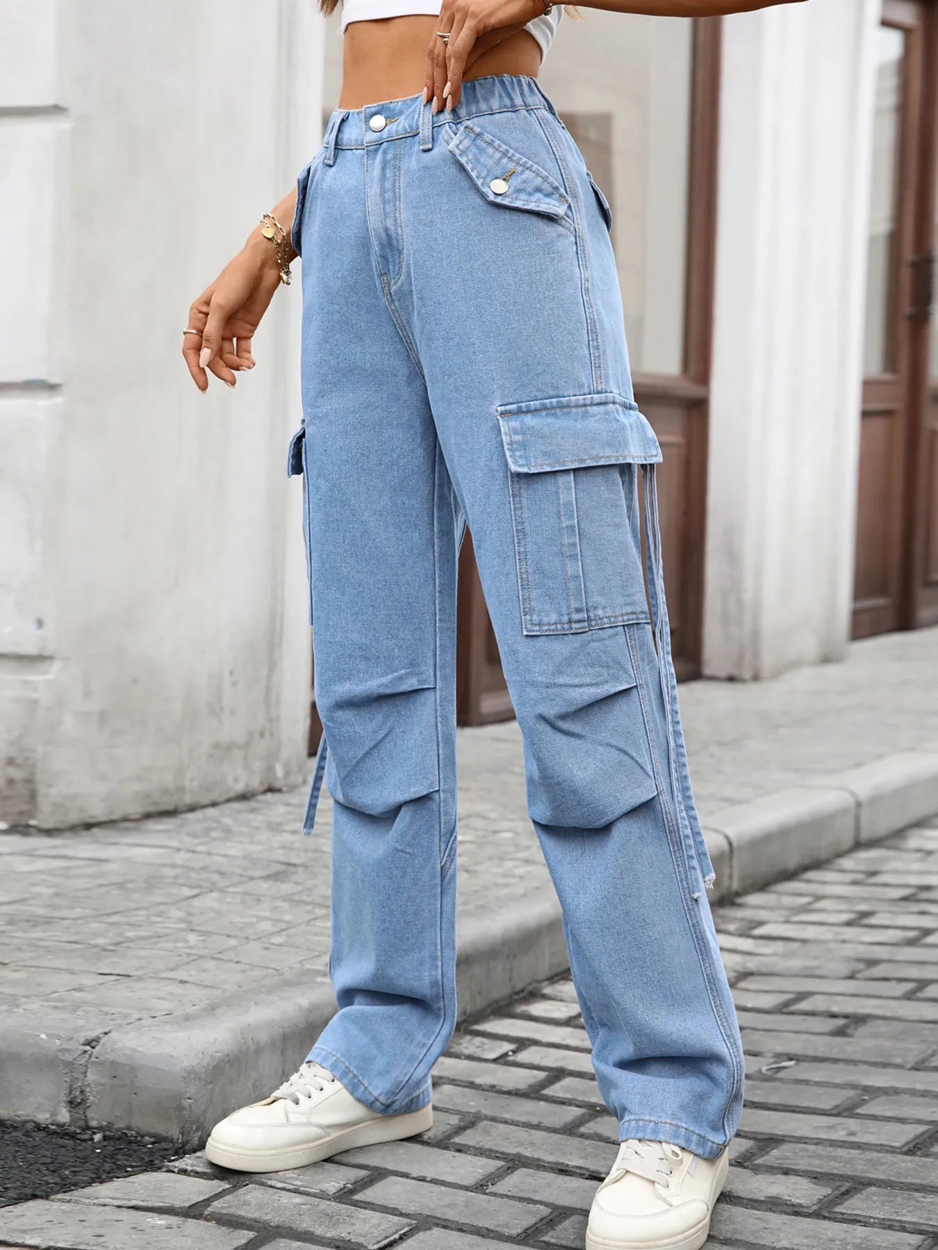 Statement-Maker Cargo Pocket Jeans – High Waisted