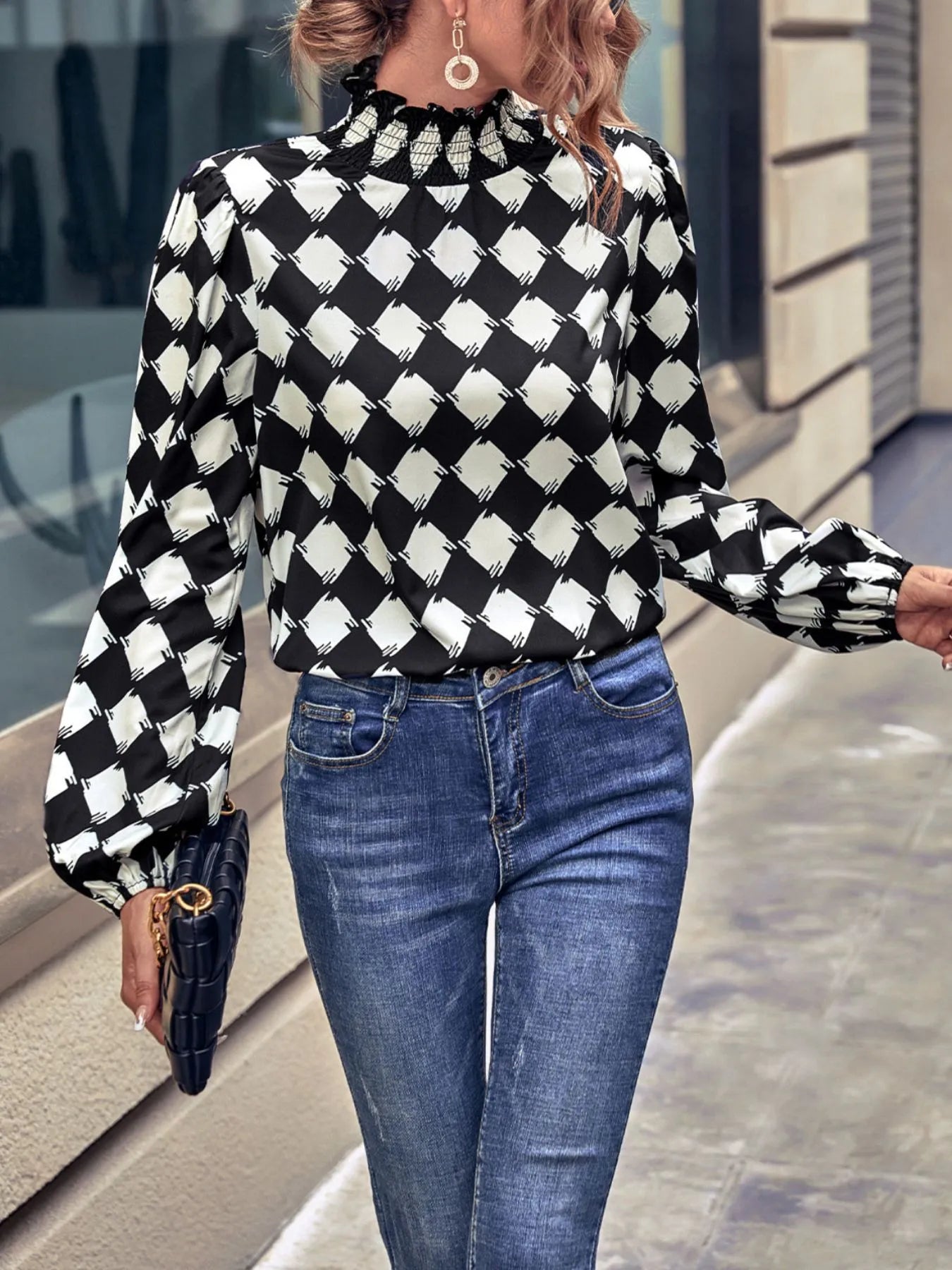 Checkered Pattern Balloon Sleeve Blouse