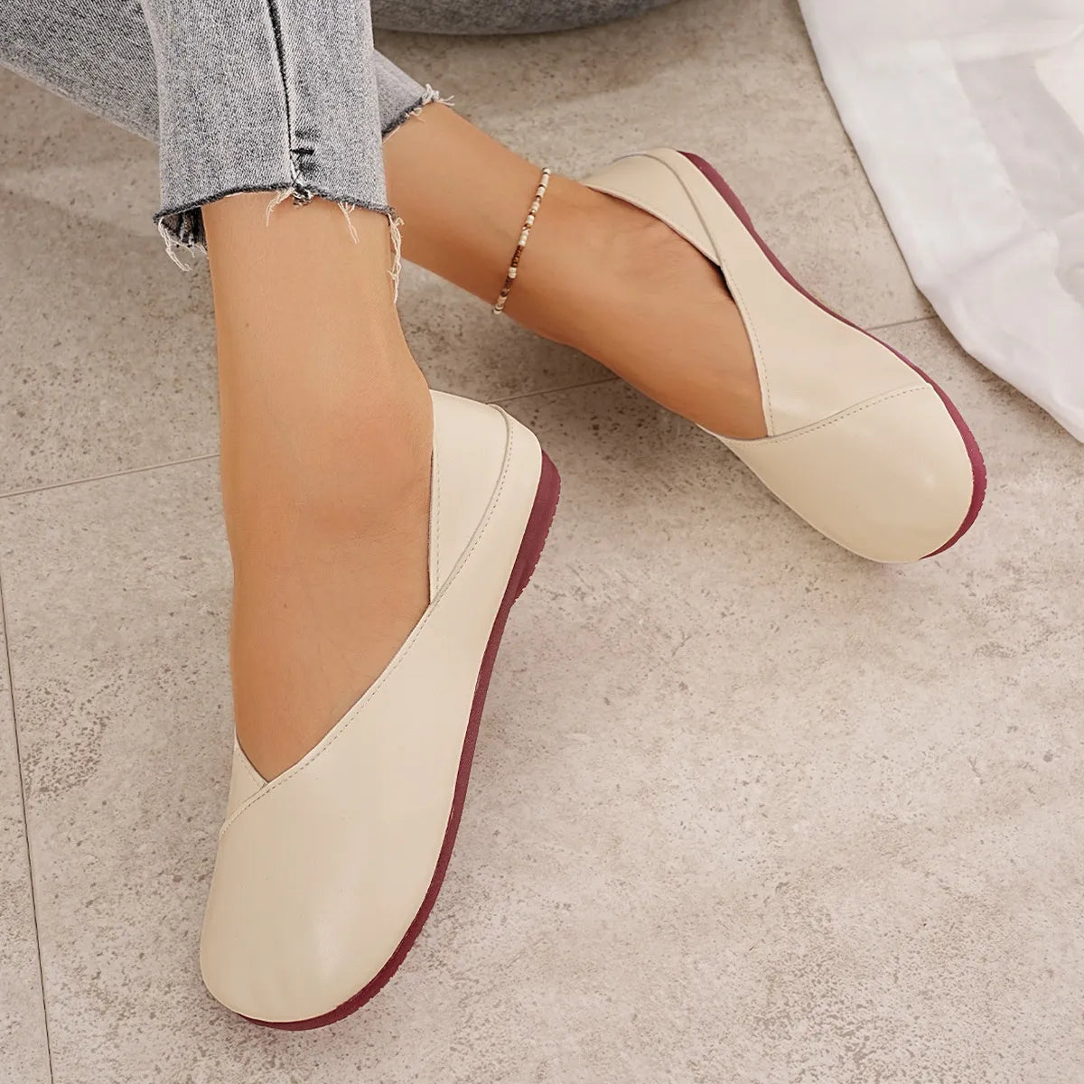 Women’s Round Toe Flats Slip-On Shoes – Comfortable Casual Ballet Loafers