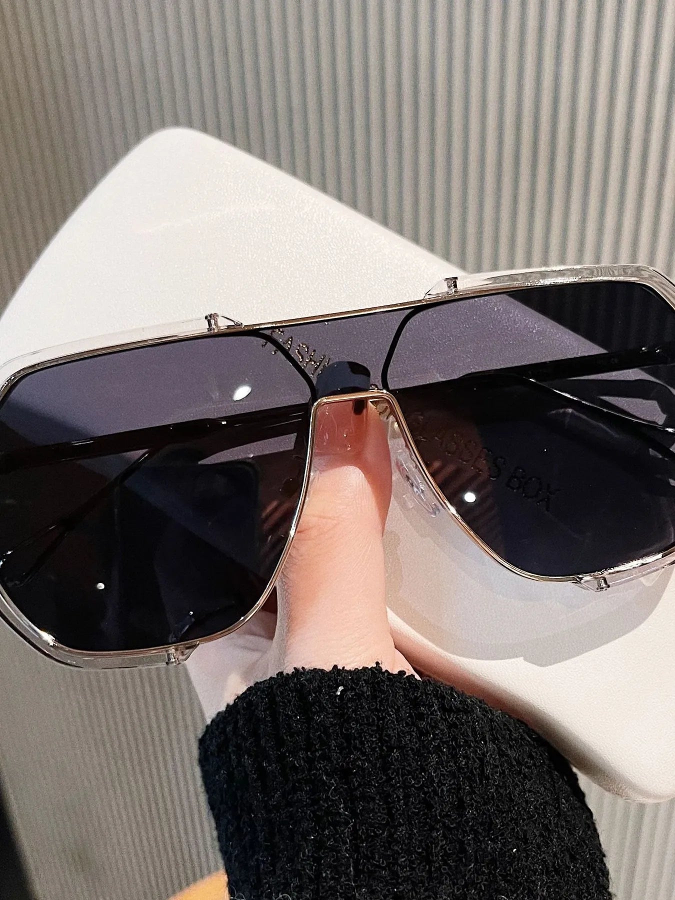 Glam Guard UV Oversized Sunglasses