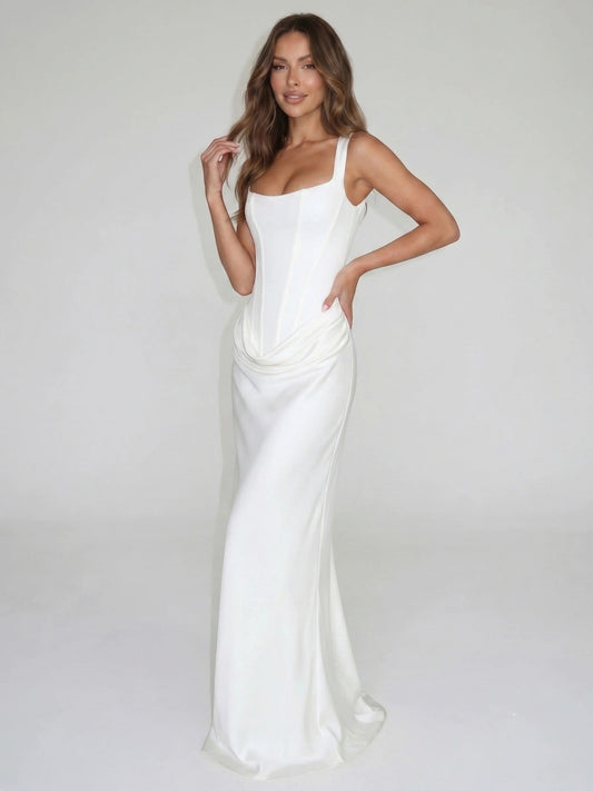 Lilliana — Elegant Sleeveless Bodycon Evening Dress With Open Back Detail White