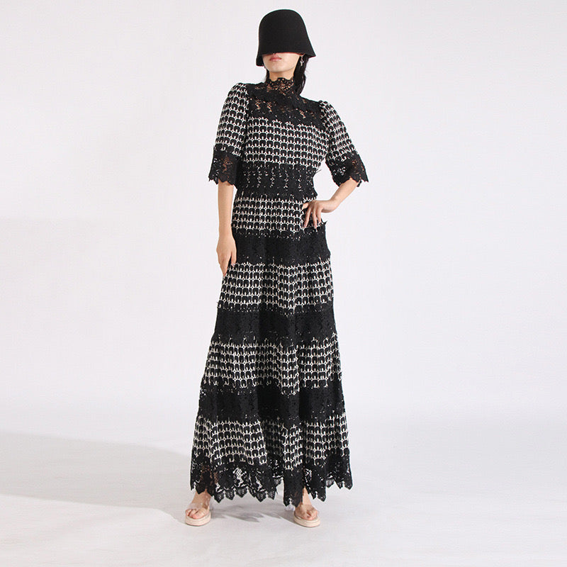 Black short sleeves maxi dress