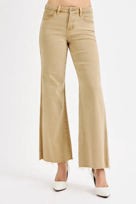 Confident Curve Tan Raw Hem Jeans