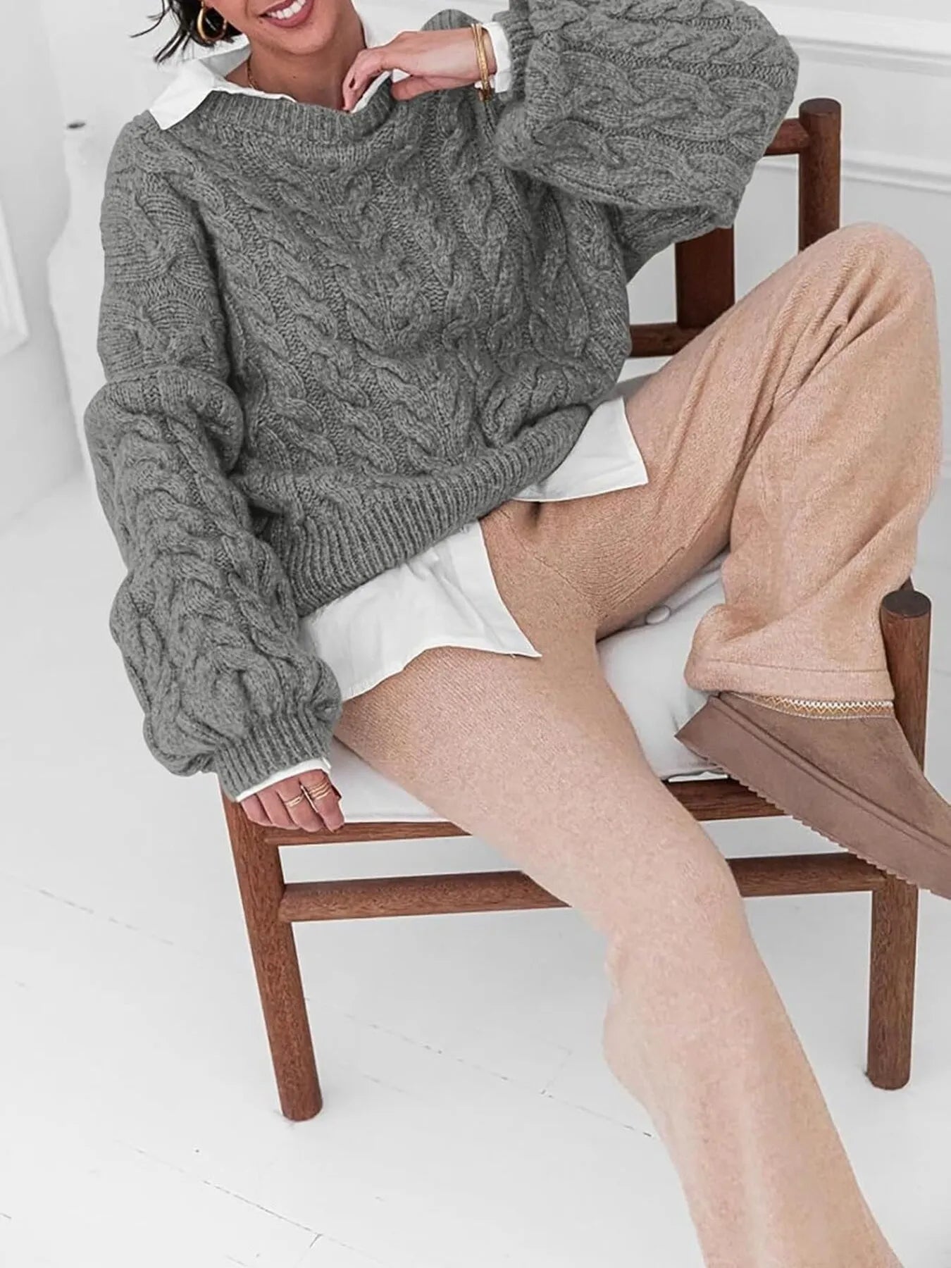 Cable Knit Long Sleeve Sweater – Cozy, Classic Winter Essential