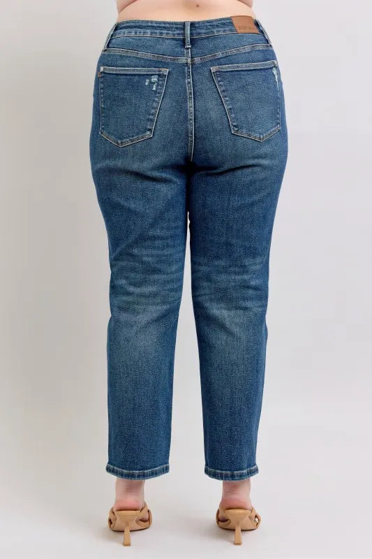 Plus Size High Rise Rigid Magic Straight Leg Jeans
