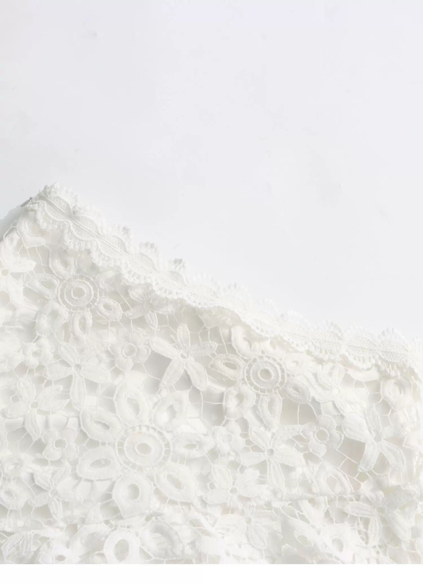 Daisy Lace Two-Piece Set