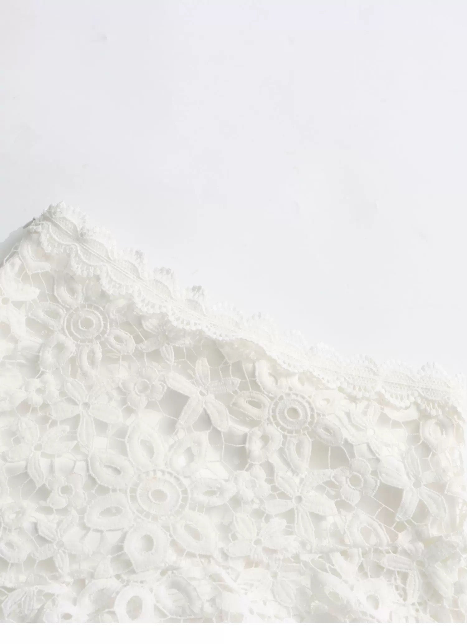 Daisy Lace Two-Piece Set