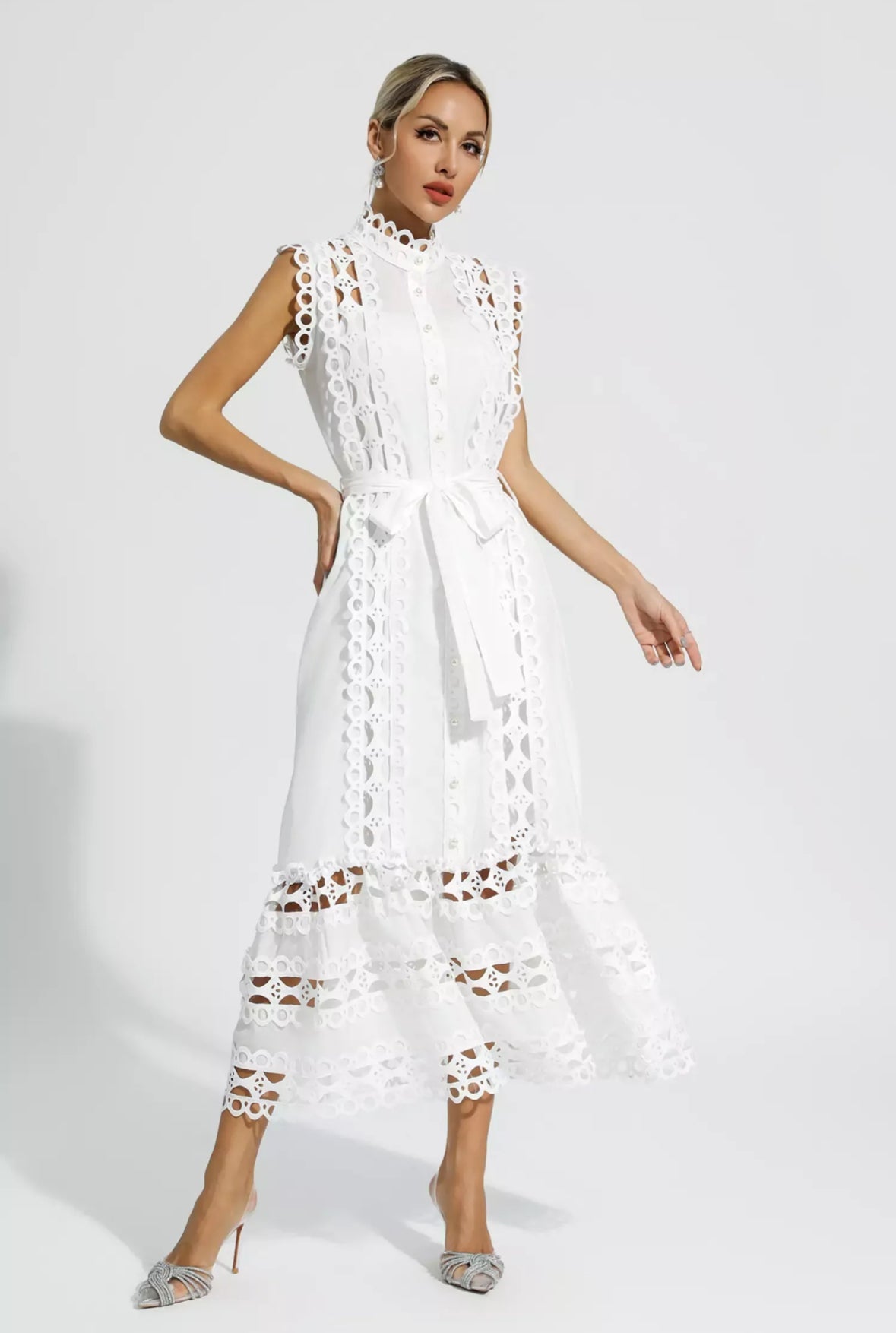 Black hollow lace maxi dress
