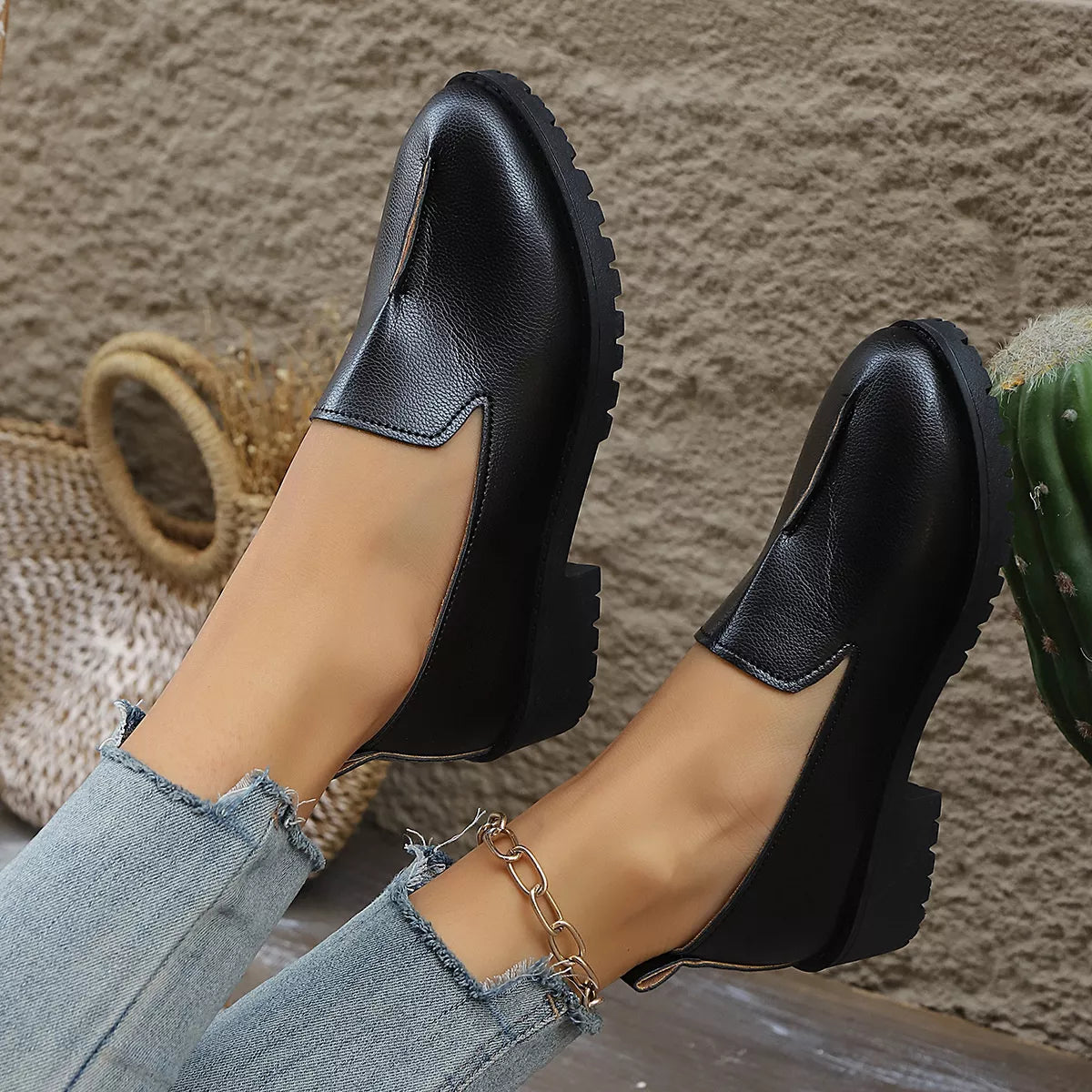 Round Toe Block Heels Loafers