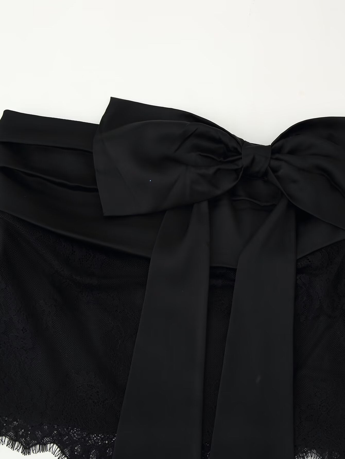 Black Sexy Patchwork Eyelash Lace Bow Mini Skirt