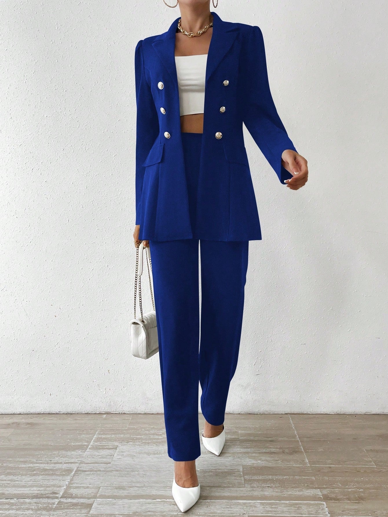 Kam | Sleeve Suit Ensemble