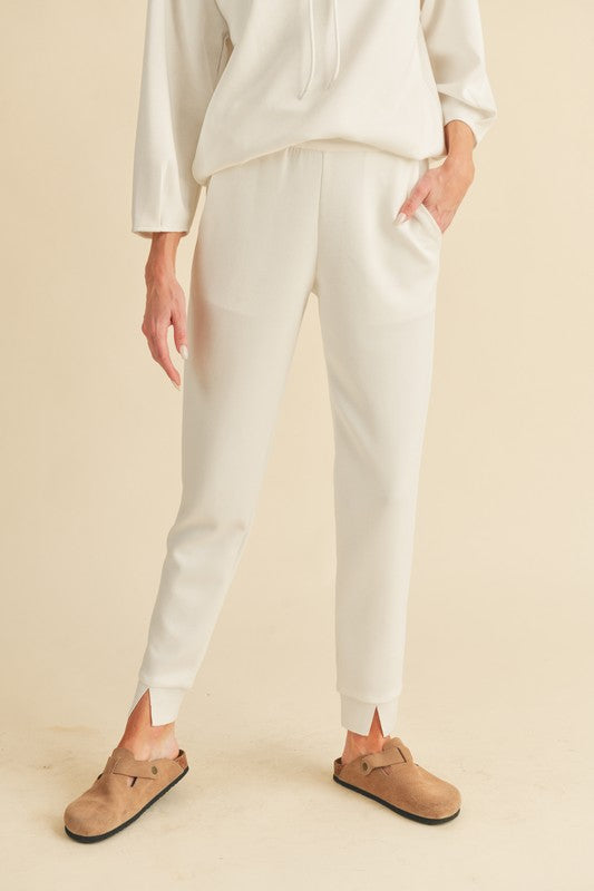 Lydia Pants – Everyday Chic, Flattering Fit