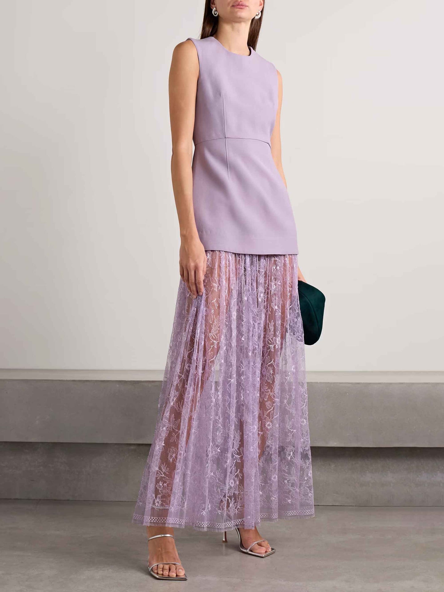Elegant Corseted Waist Lace Maxi Dress Purple