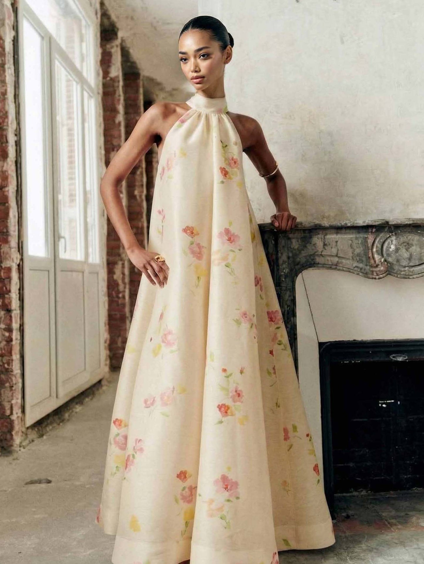Exquisite Floral Print Sleeveless Maxi Dress Cream