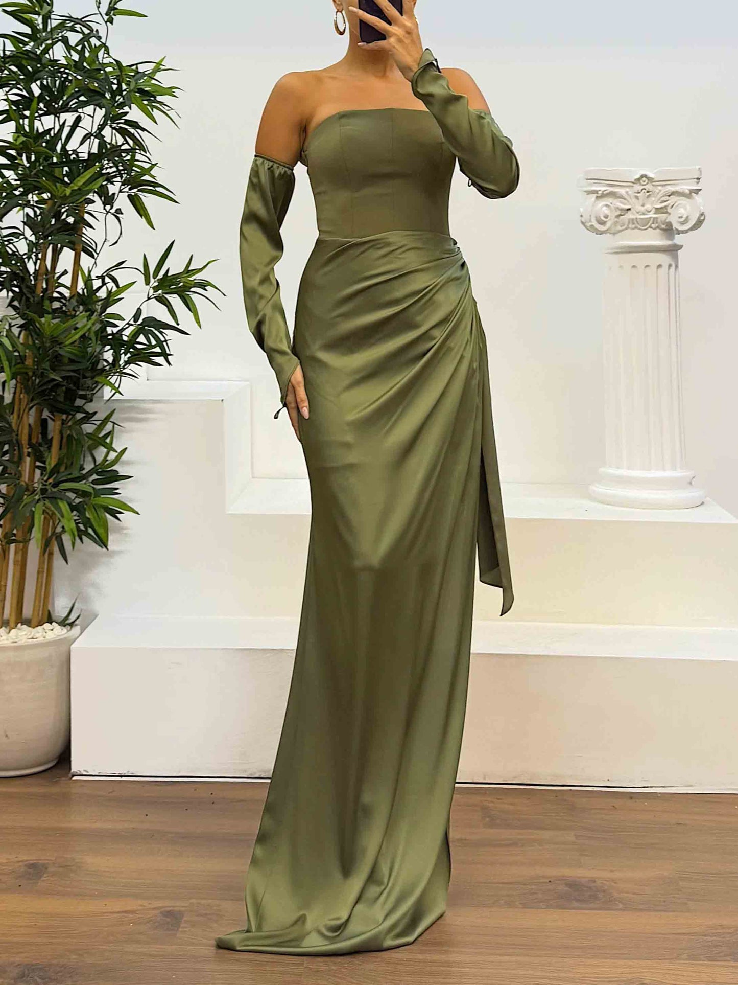 Elegant Strapless Satin Evening Maxi Dress Green
