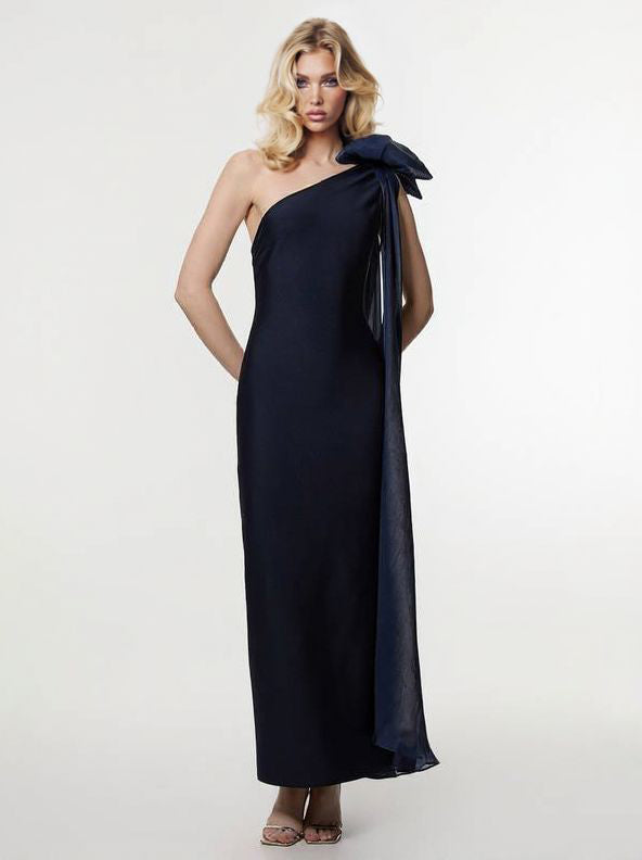 Elegant Tulle Bow Cape One-Shoulder Maxi Dress Blue