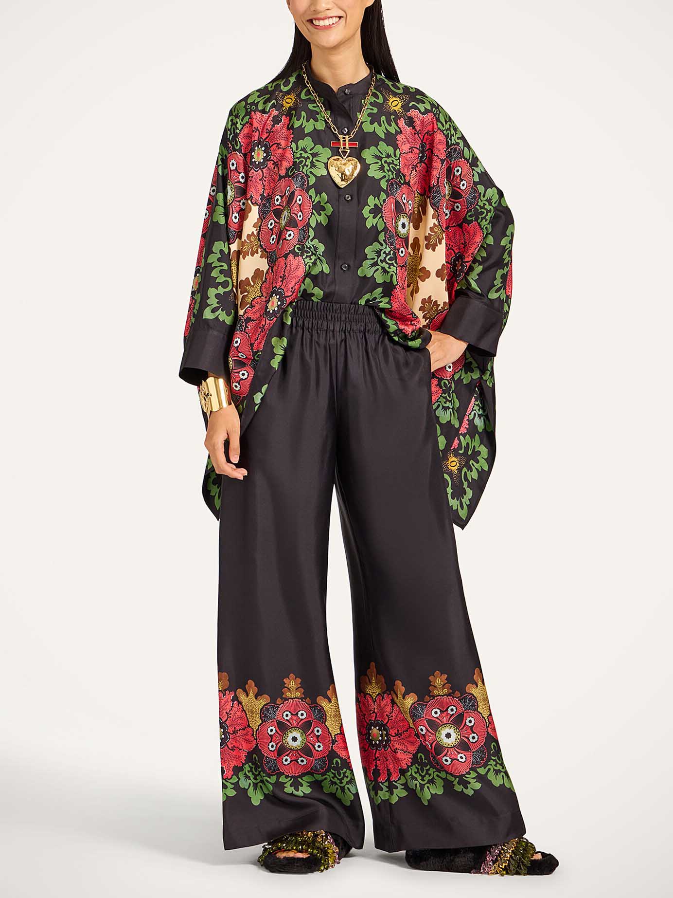 Exquisite Satin Floral Print Kimono Shirt Two-Piece Set Black