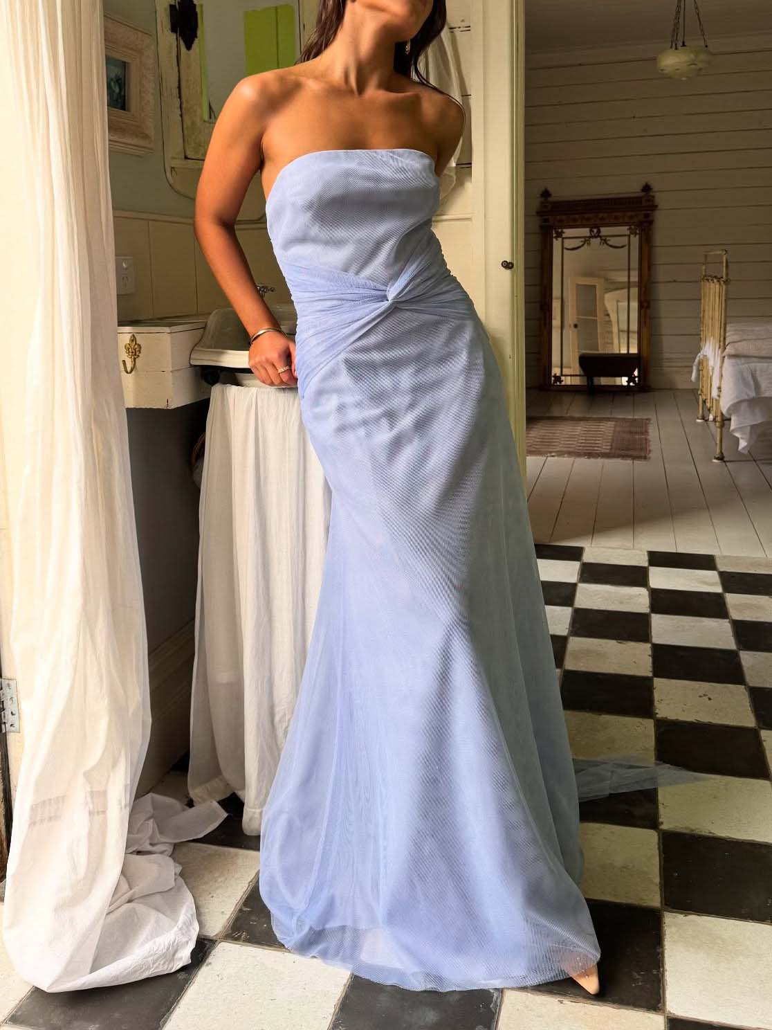 Elegant Twisted Waist Flowing Mesh Maxi Dress Blue