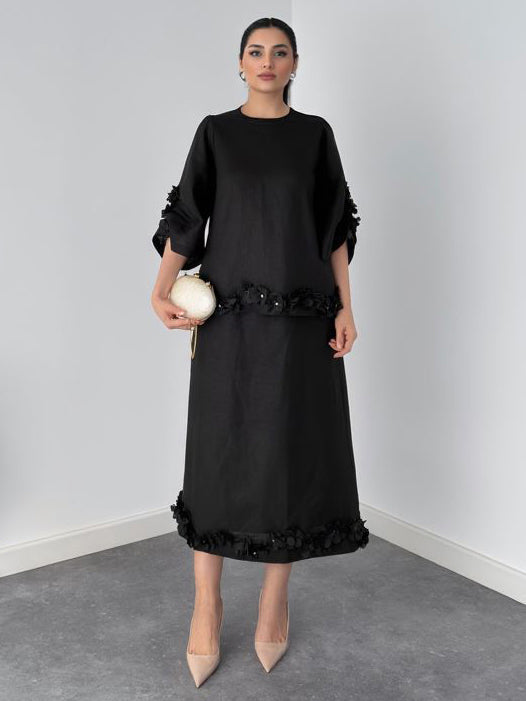 Exquisite Floral Embroidered Top And Skirt Two-Piece Set Black Set