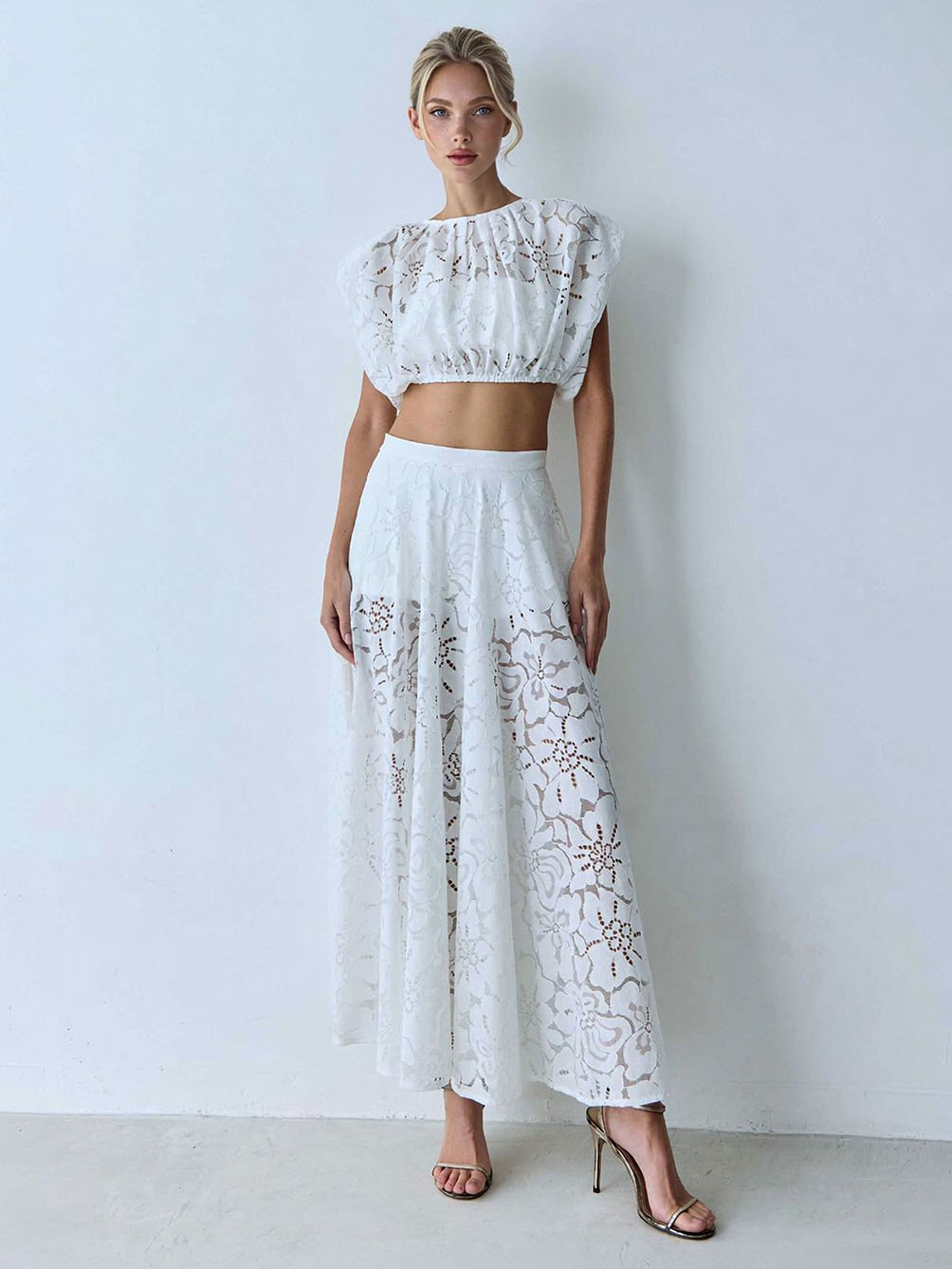 Elegant Lace Sleeveless Tank Top White Set