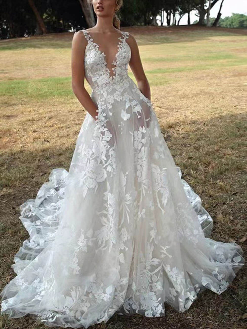 Beautiful Sexy Fluffy Lace Wedding With Suspenders Bridesmaid Maxi Dress White