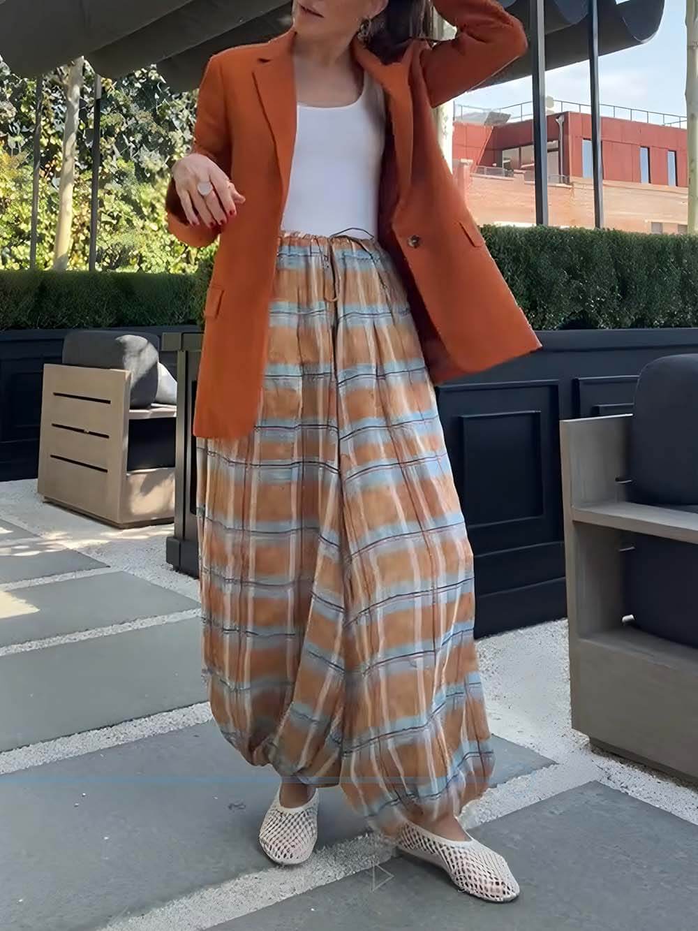 Elegant Collared Pocket Detail And Back Slit Loose Blazer