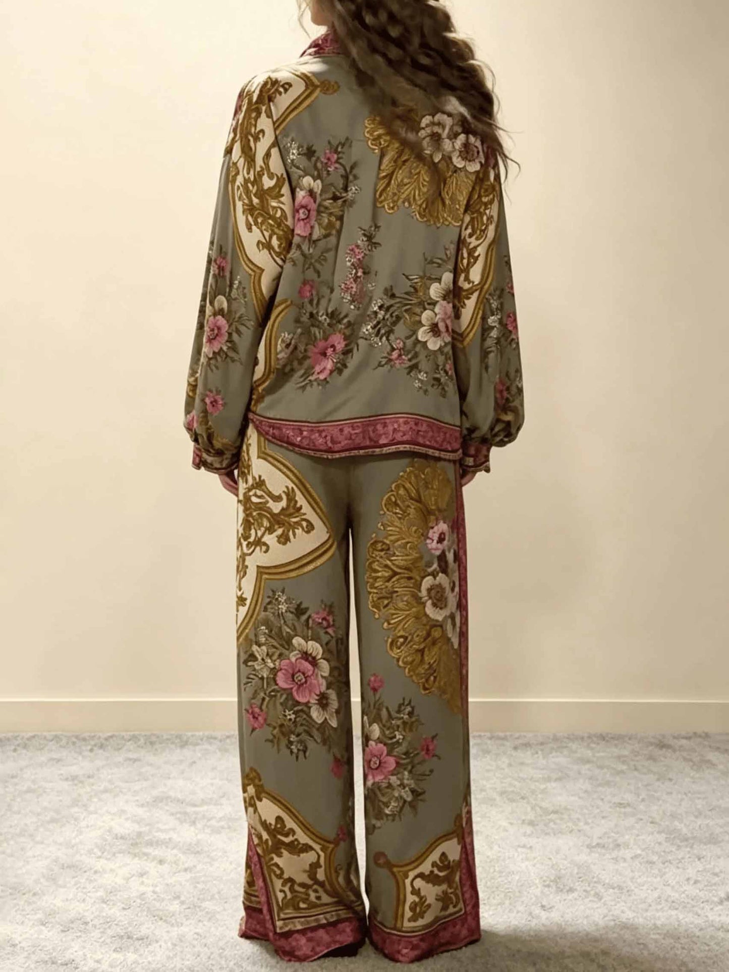 Retro Floral Baroque Print Satin Button-Up Shirt