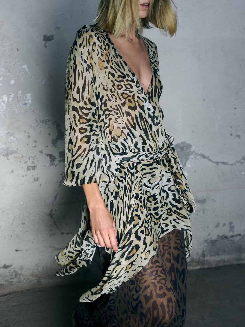 Casual Personalized Animal Print Irregular Hem Shirt Apricot