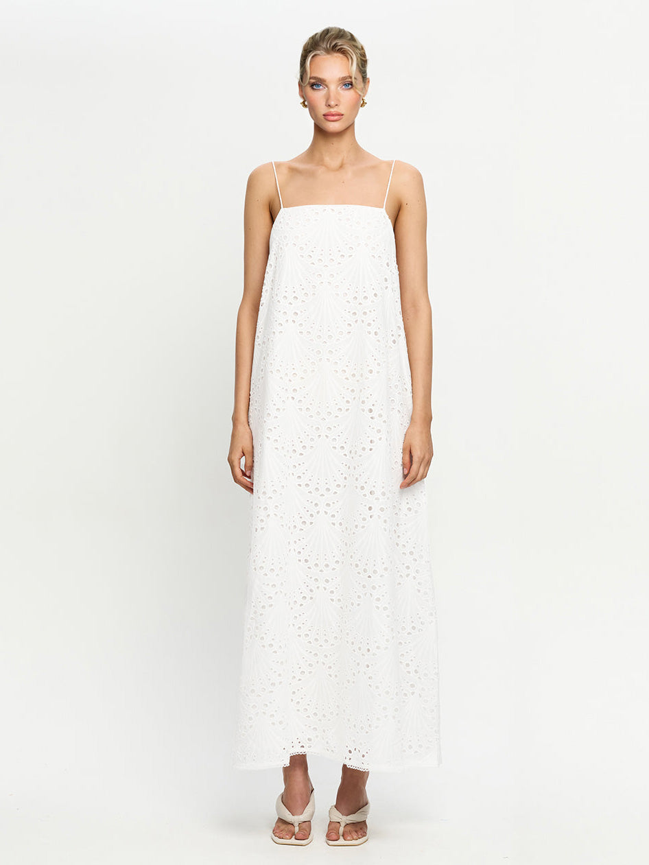 Exquisite Shell Cutout Embroidered Spaghetti Strap Maxi Dress White